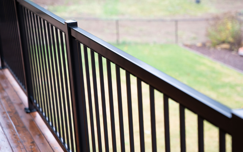 DIY Picket Railing Kit (42-inch) | 420 Picket Railing Kit – Ridgeview ...